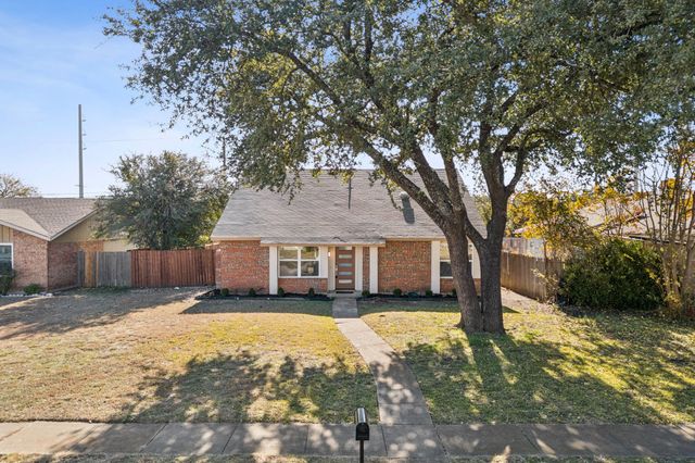 2902 Lancer Lane, Garland, TX 75044