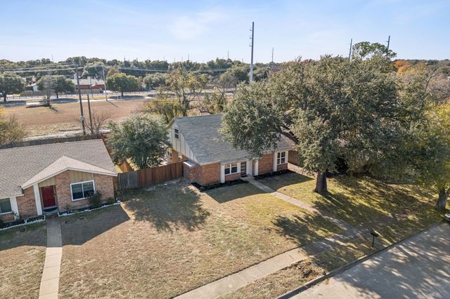 2902 Lancer Lane, Garland, TX 75044