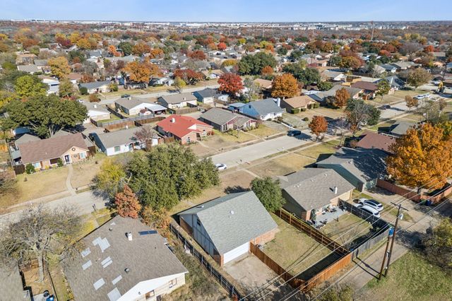 2902 Lancer Lane, Garland, TX 75044