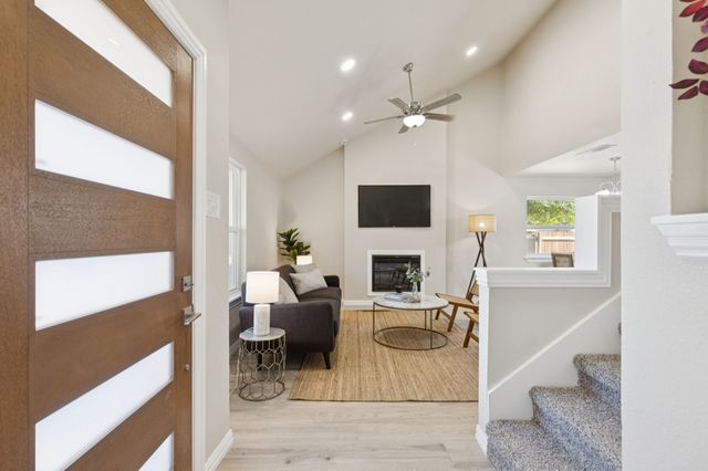 2902 Lancer Lane, Garland, TX 75044