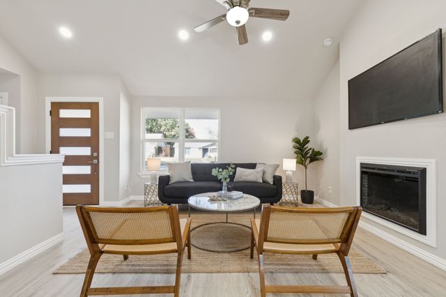 2902 Lancer Lane, Garland, TX 75044