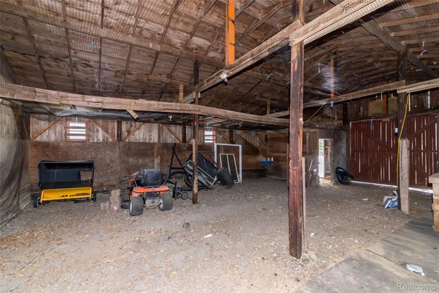 5383 N Henderson Road, Davison, MI 48423