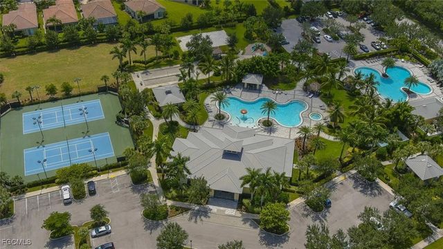 1980 Wellington ST, Naples, FL 34120