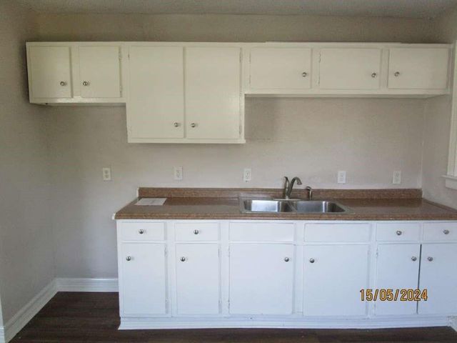 7410 Dallas Street, Houston, TX 77011