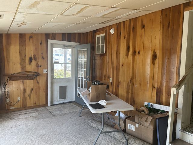 102 Rock Church Cemetery Rd, Charlotte, TN 37036