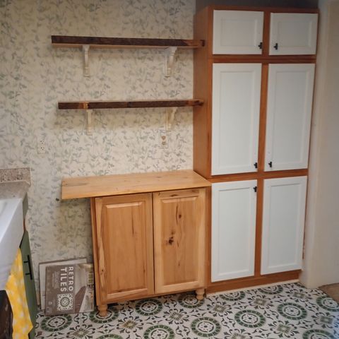 102 Rock Church Cemetery Rd, Charlotte, TN 37036