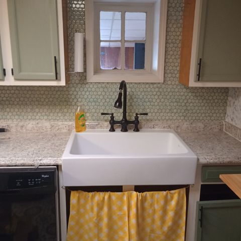 102 Rock Church Cemetery Rd, Charlotte, TN 37036