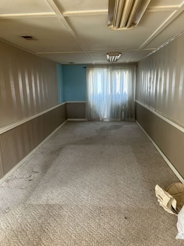 102 Rock Church Cemetery Rd, Charlotte, TN 37036