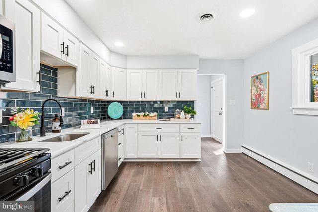1602 PARK BLVD, Cherry Hill, NJ 08002