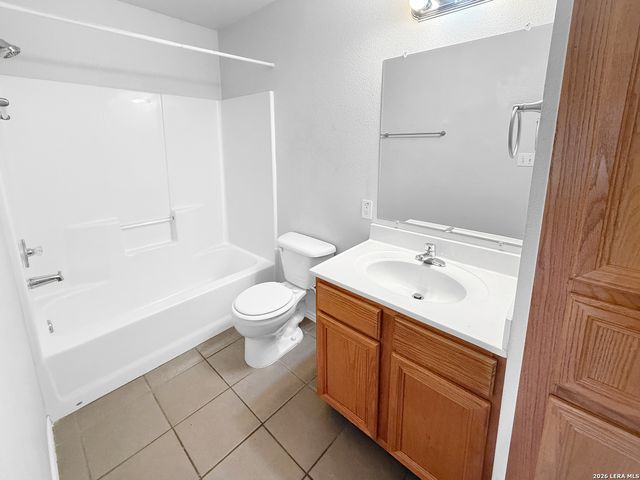 239 ROSALIE DR, New Braunfels, TX 78130