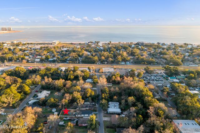 1108 Woodward Avenue, Gulfport, MS 39501