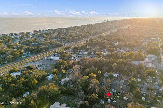 1108 Woodward Avenue, Gulfport, MS 39501