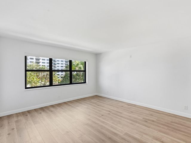5000 N Ocean Blvd Apt 306, Lauderdale By The Sea, FL 33308