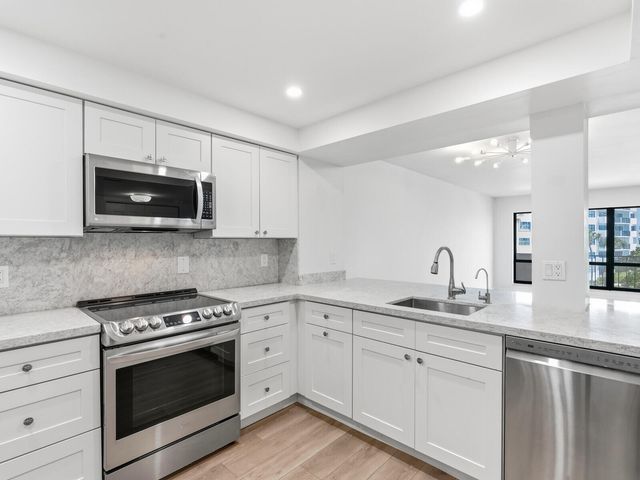 5000 N Ocean Blvd Apt 306, Lauderdale By The Sea, FL 33308
