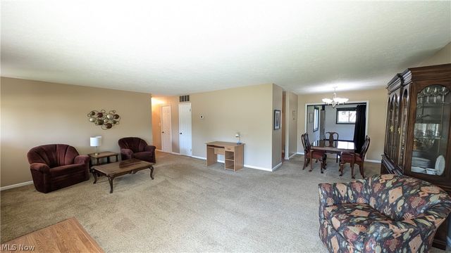 6182 Randolph Road, Bedford Heights, OH 44146