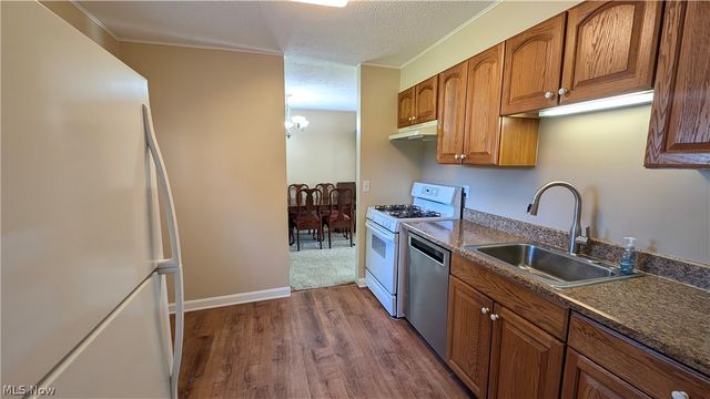 6182 Randolph Road, Bedford Heights, OH 44146