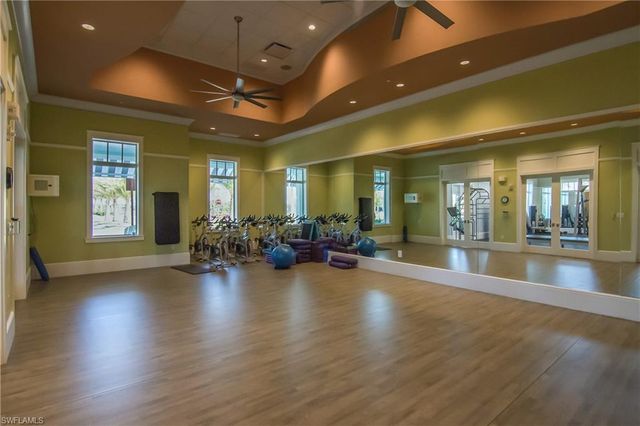 7286 Saona CT, Naples, FL 34113