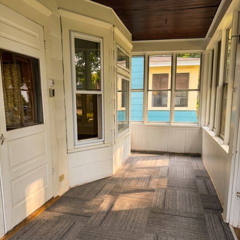 454 Herschel Street, Saint Paul, MN 55104