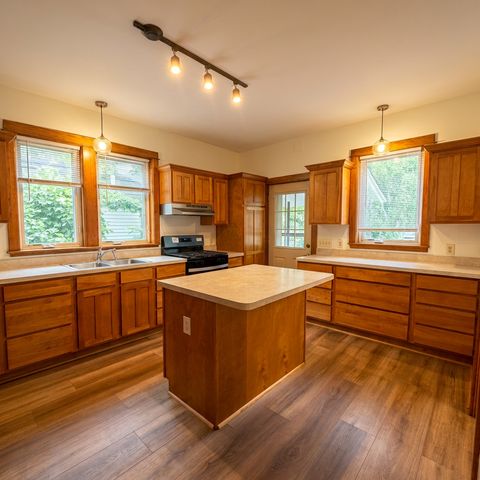 454 Herschel Street, Saint Paul, MN 55104