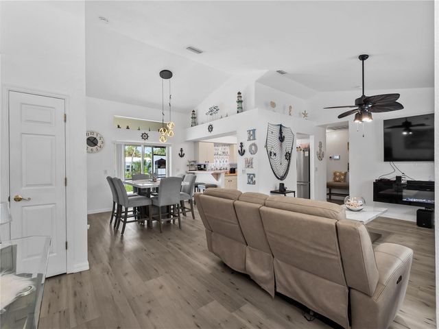 4243 FONSICA AVENUE, North Port, FL 34286