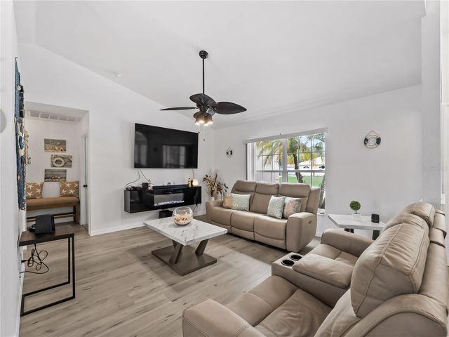 4243 FONSICA AVENUE, North Port, FL 34286