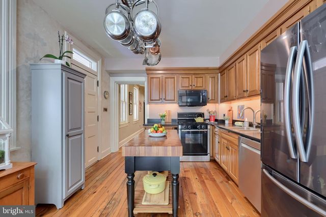233 N MARY ST, Lancaster, PA 17603