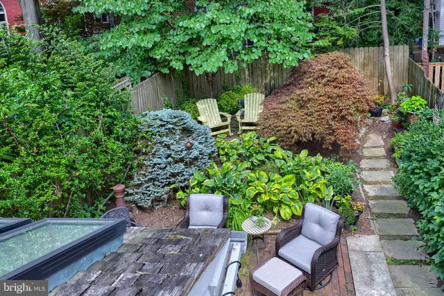 233 N MARY ST, Lancaster, PA 17603