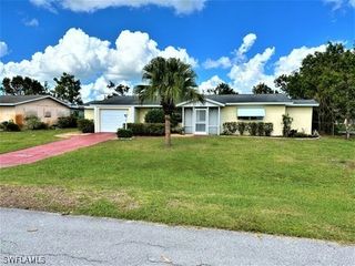 223 Punta Alta CT, Lehigh Acres, FL 33936