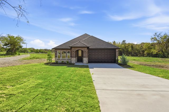412 E Ball Street, Tom Bean, TX 75491