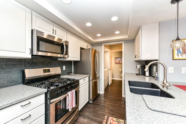526 Conner Creek Drive, Fishers, IN 46038