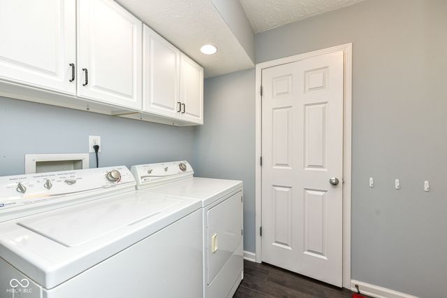 526 Conner Creek Drive, Fishers, IN 46038