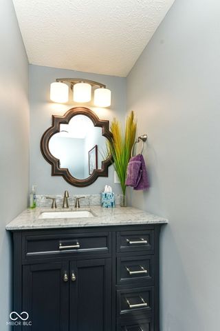 526 Conner Creek Drive, Fishers, IN 46038