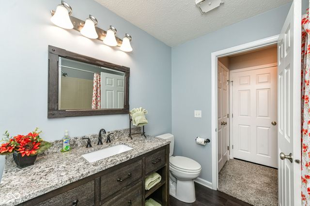 526 Conner Creek Drive, Fishers, IN 46038