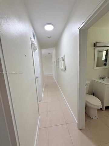 1311 N 69th Ave, Hollywood, FL 33024