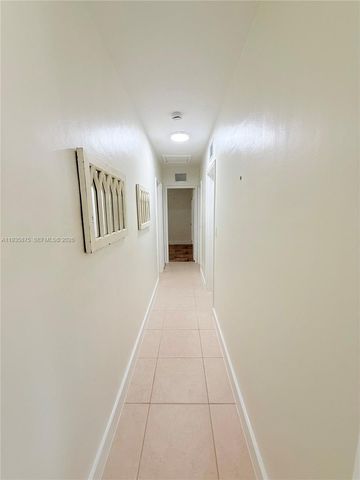 1311 N 69th Ave, Hollywood, FL 33024