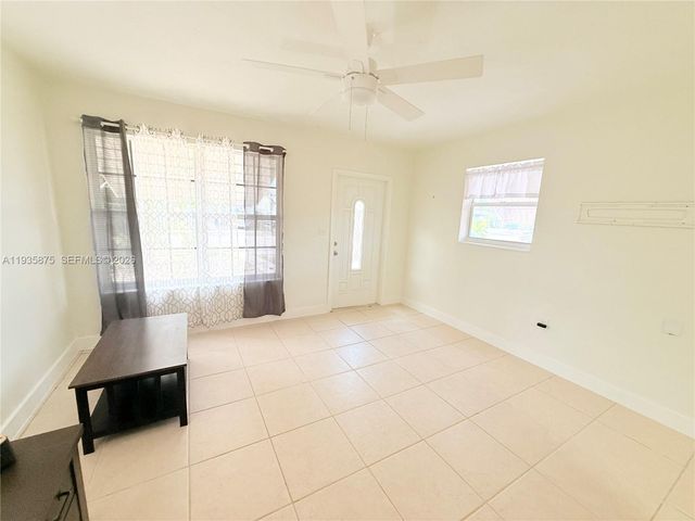 1311 N 69th Ave, Hollywood, FL 33024