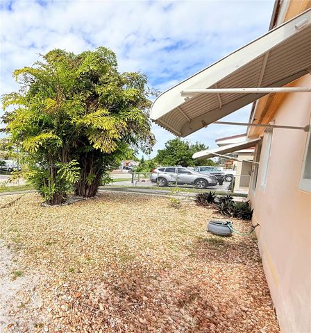 1311 N 69th Ave, Hollywood, FL 33024