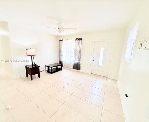 1311 N 69th Ave, Hollywood, FL 33024