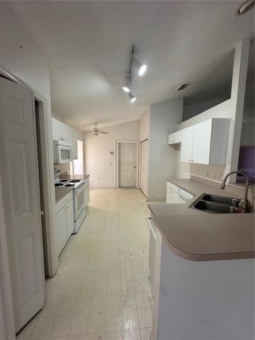 1011 TEQUESTA TRAIL, Lake Wales, FL 33898