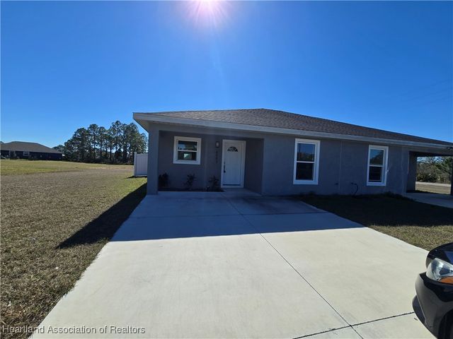 6803 Dickinson Drive, Sebring, FL 33872