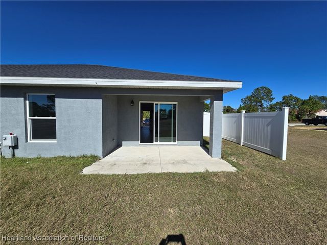 6803 Dickinson Drive, Sebring, FL 33872