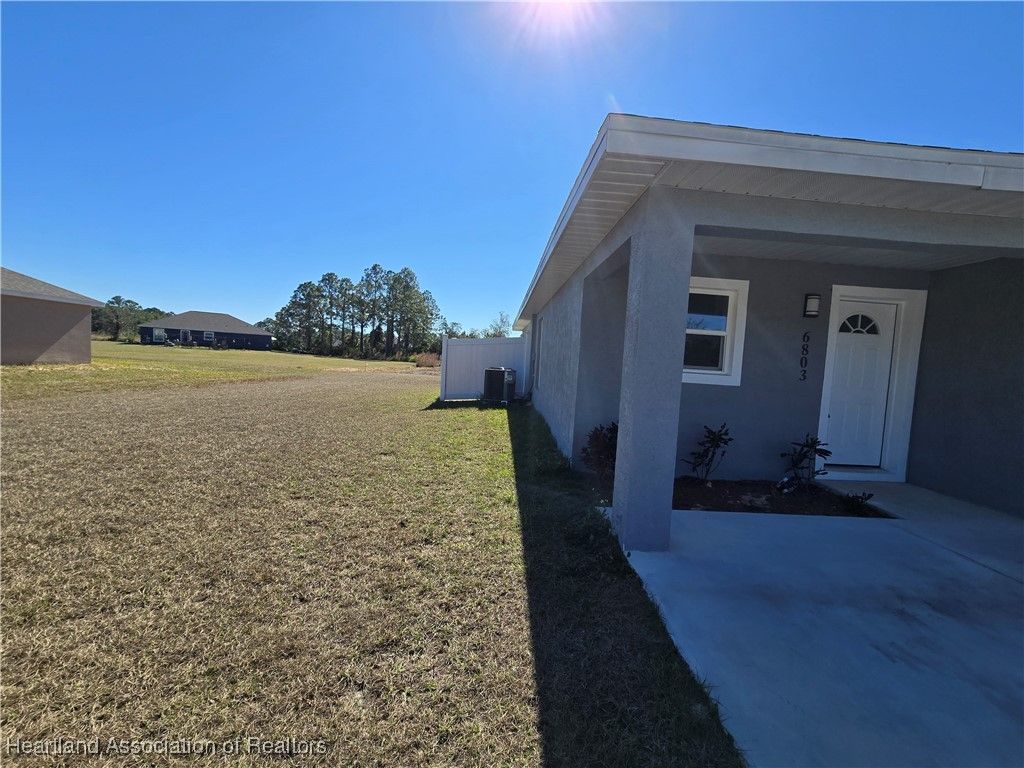 6803 Dickinson Drive, Sebring, FL 33872