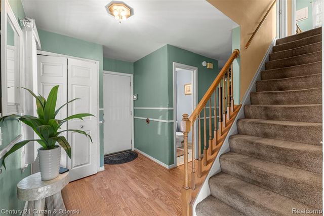 8095 S Huron River Drive, Ypsilanti, MI 48197