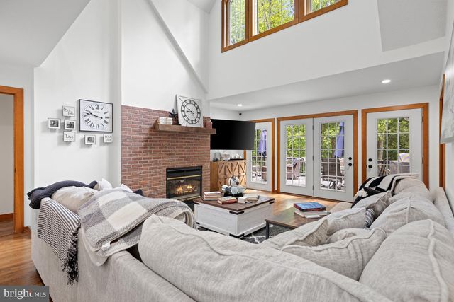 81 LADY JANE LN, Fredericksburg, VA 22406