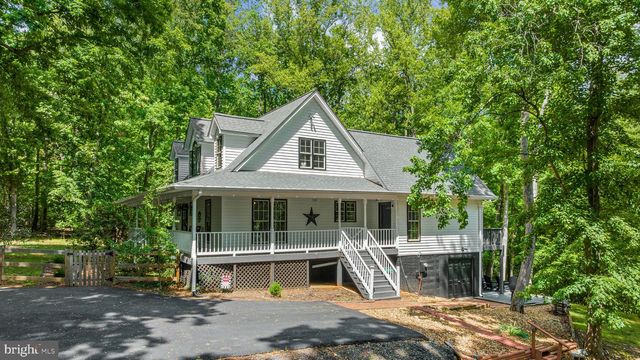 81 LADY JANE LN, Fredericksburg, VA 22406