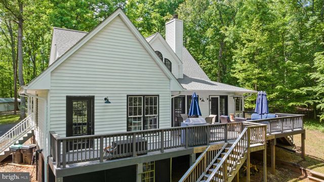 81 LADY JANE LN, Fredericksburg, VA 22406