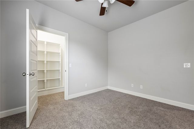 773 Via Firenze Avenue, Tontitown, AR 72762