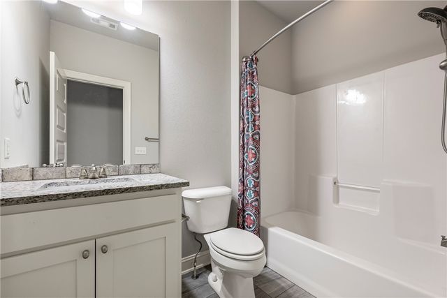 773 Via Firenze Avenue, Tontitown, AR 72762