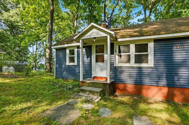 16 Hillside Avenue, Amherst, NH 03031
