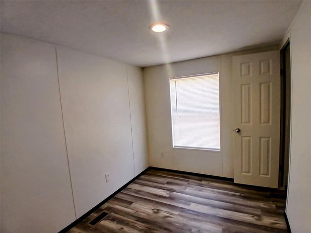 715 Windwood Drive, Livingston, TX 77351